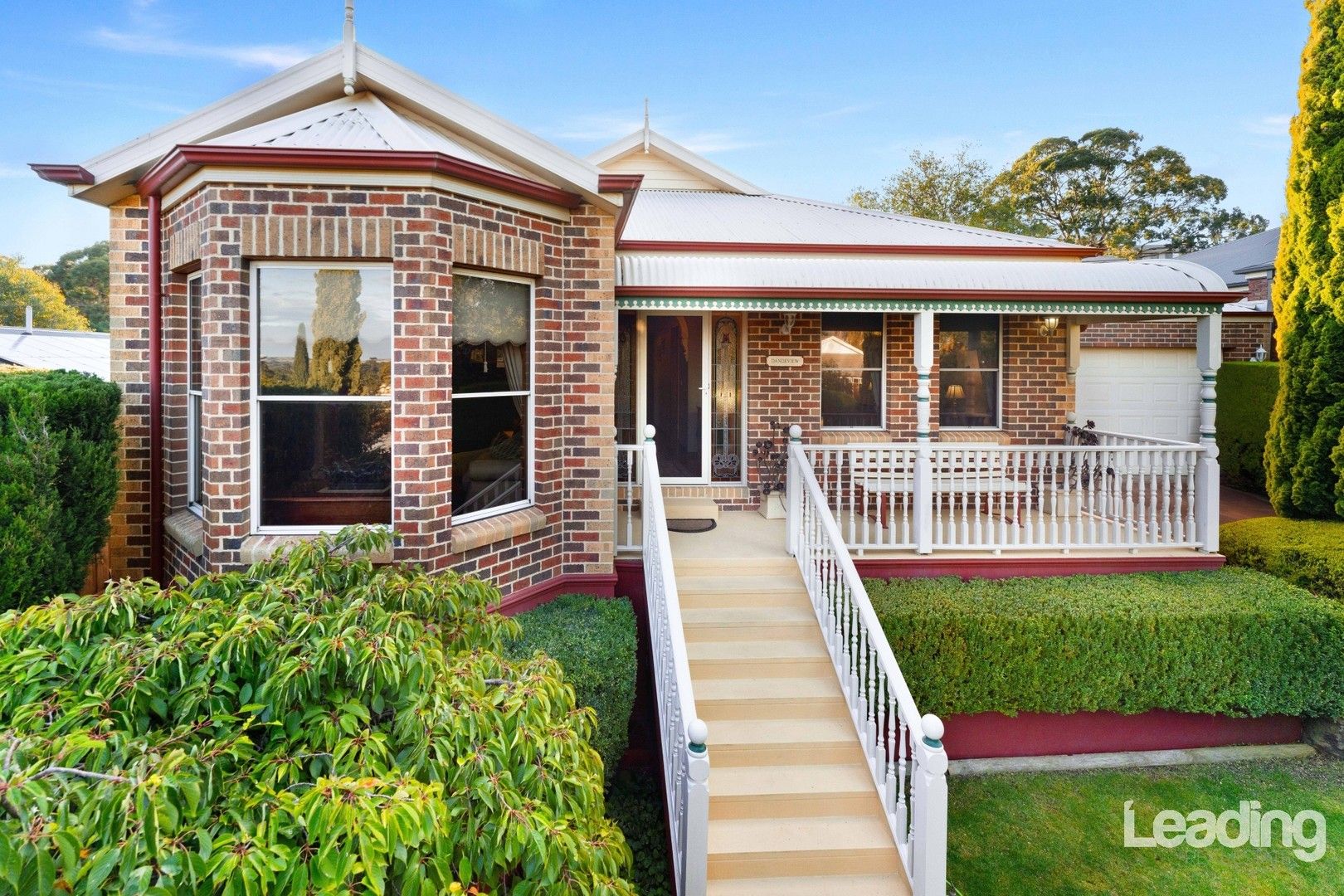 4 bedrooms House in 48 Heatherbrae Cres SUNBURY VIC, 3429