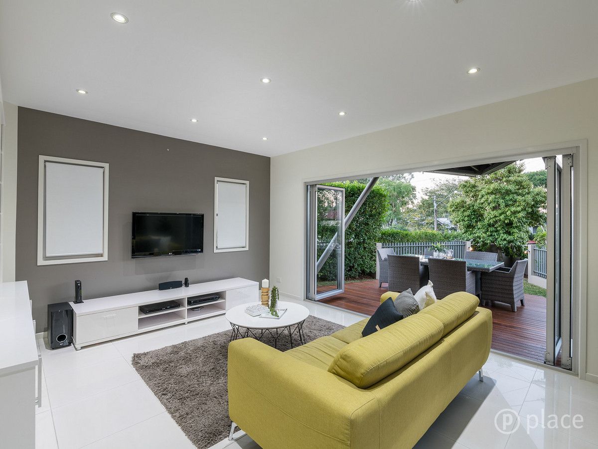 42 Rockbourne Terrace, Paddington QLD 4064, Image 2
