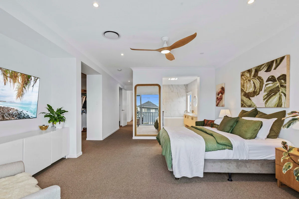 Additional image 12 of 163a Prince Edward Parade, Scarborough QLD 4020