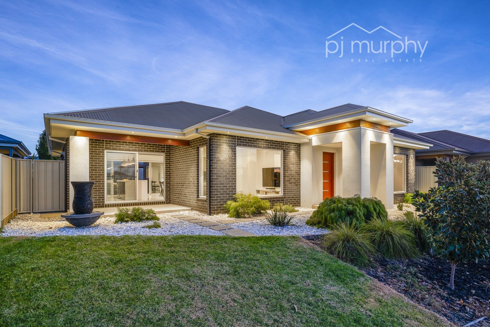 10 Cardiff Drive, Wodonga VIC 3690, Image 0