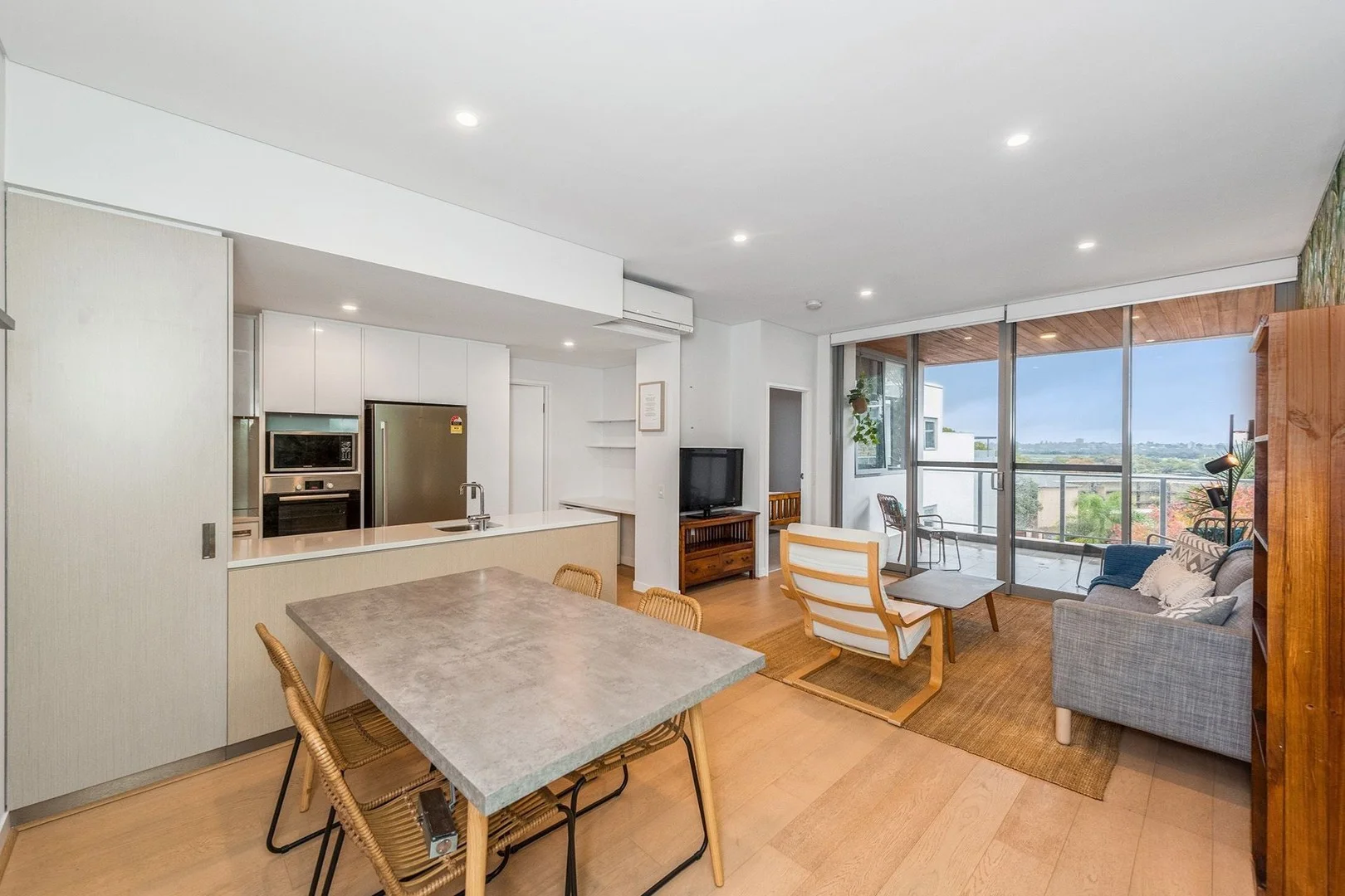 74/20 Rowe Avenue, Rivervale WA 6103