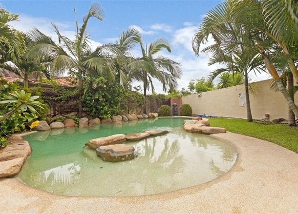 3 Cathben Court, Wynnum West QLD 4178