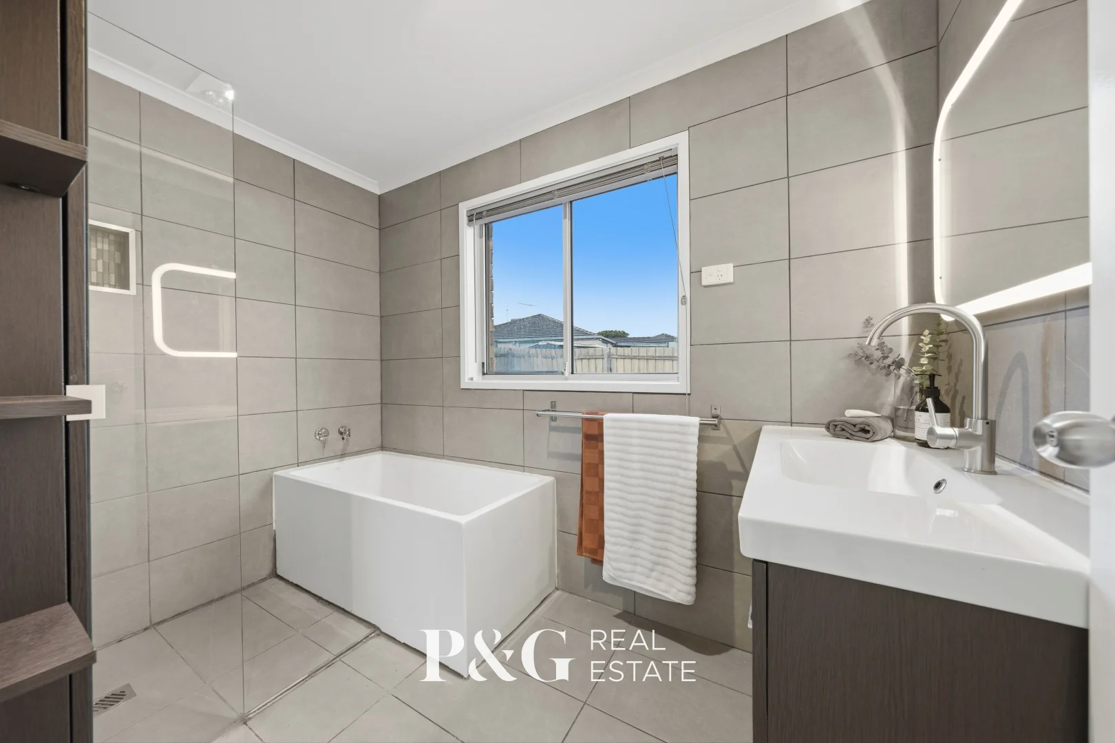 Additional image 11 of 2 Bateman Grove, Hampton Park VIC 3976