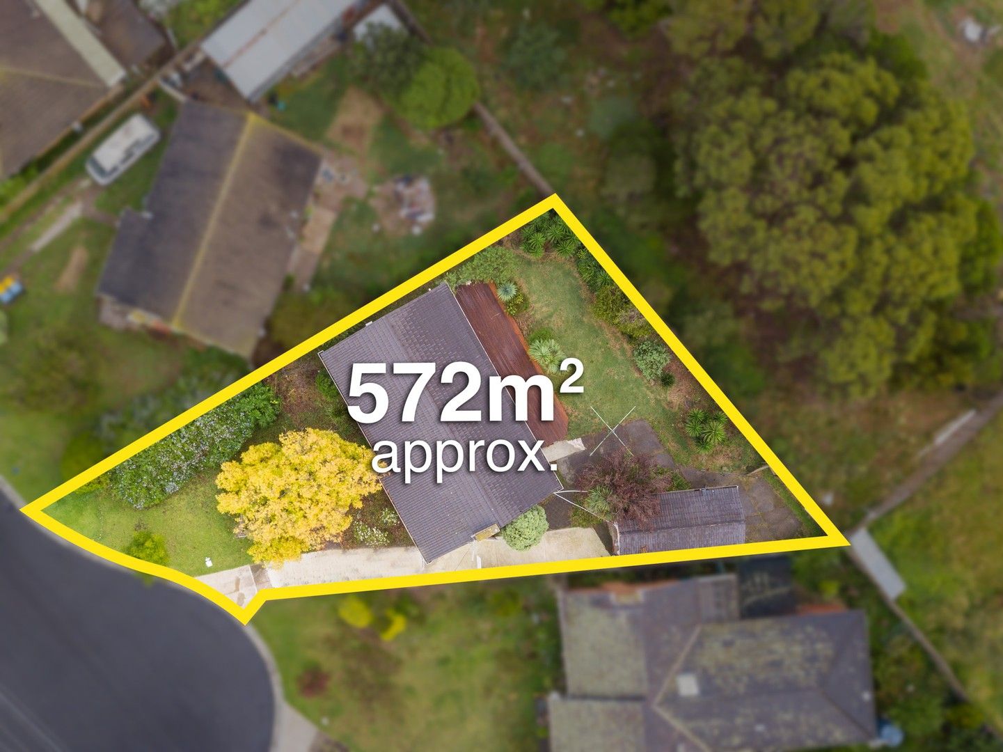 3 bedrooms House in 4 Thompson Court WERRIBEE VIC, 3030