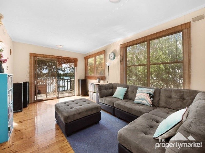 11 Winbin Crescent, Gwandalan NSW 2259, Image 1