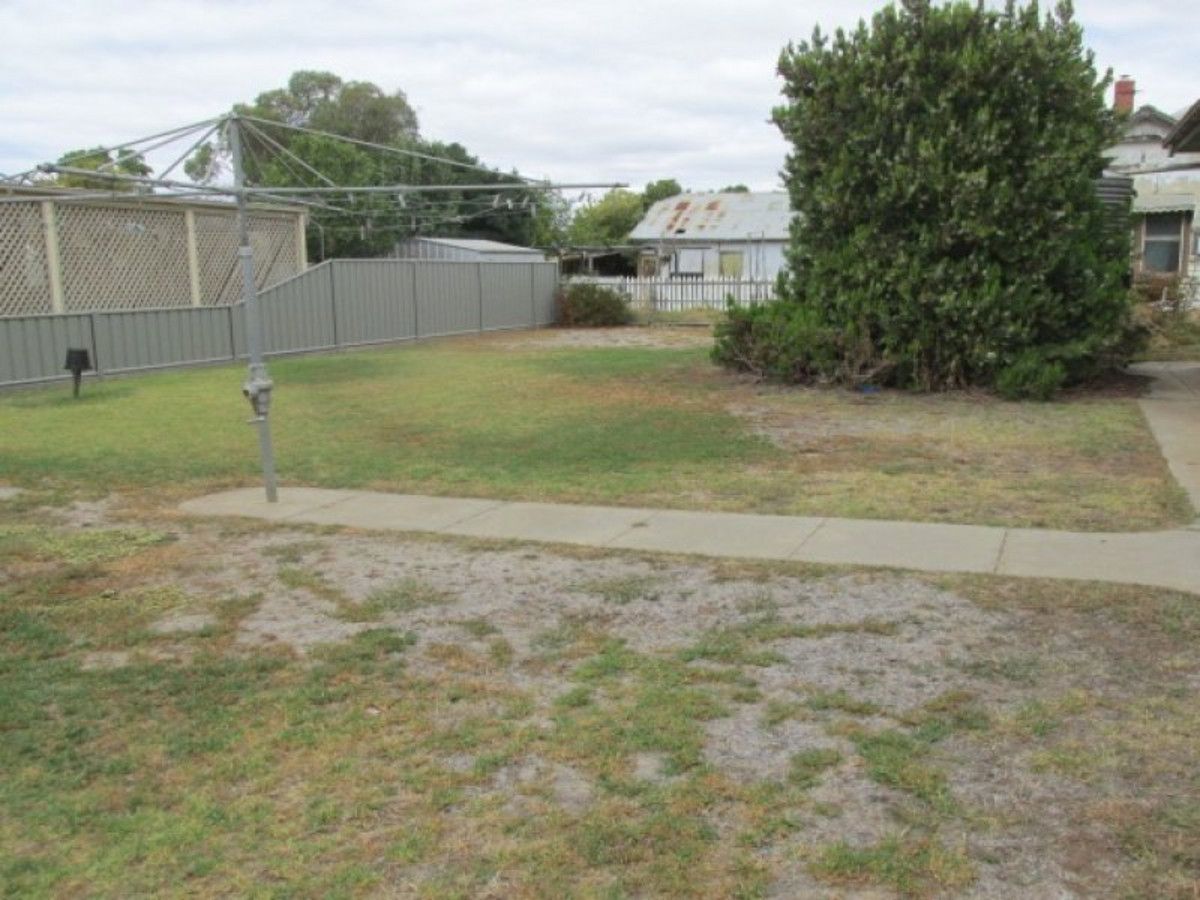 35 King Albert Avenue, Leitchville VIC 3567, Image 2