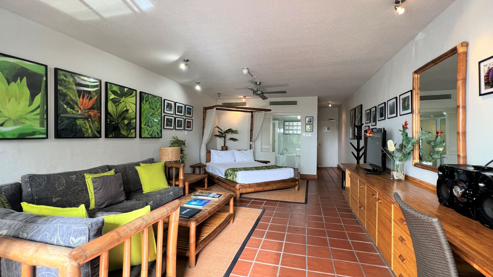 Unit 315 'Club Tropical Resort/2-4 Macrossan Street, Port Douglas QLD 4877, Image 2