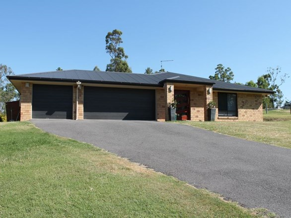 6 White Gums Road, Hatton Vale QLD 4341