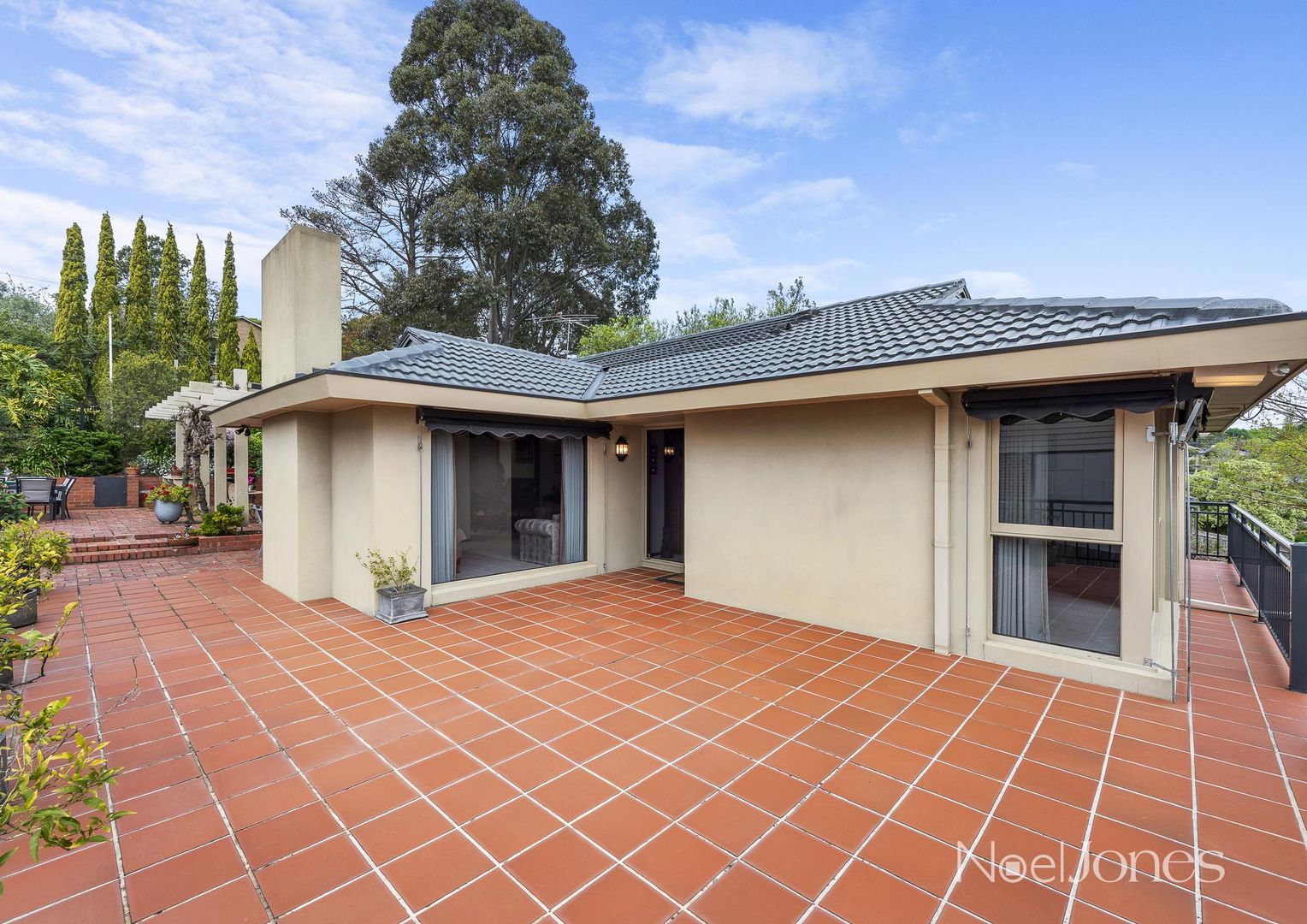 38 Huntingdale Drive, Chirnside Park VIC 3116 House For Sale Domain