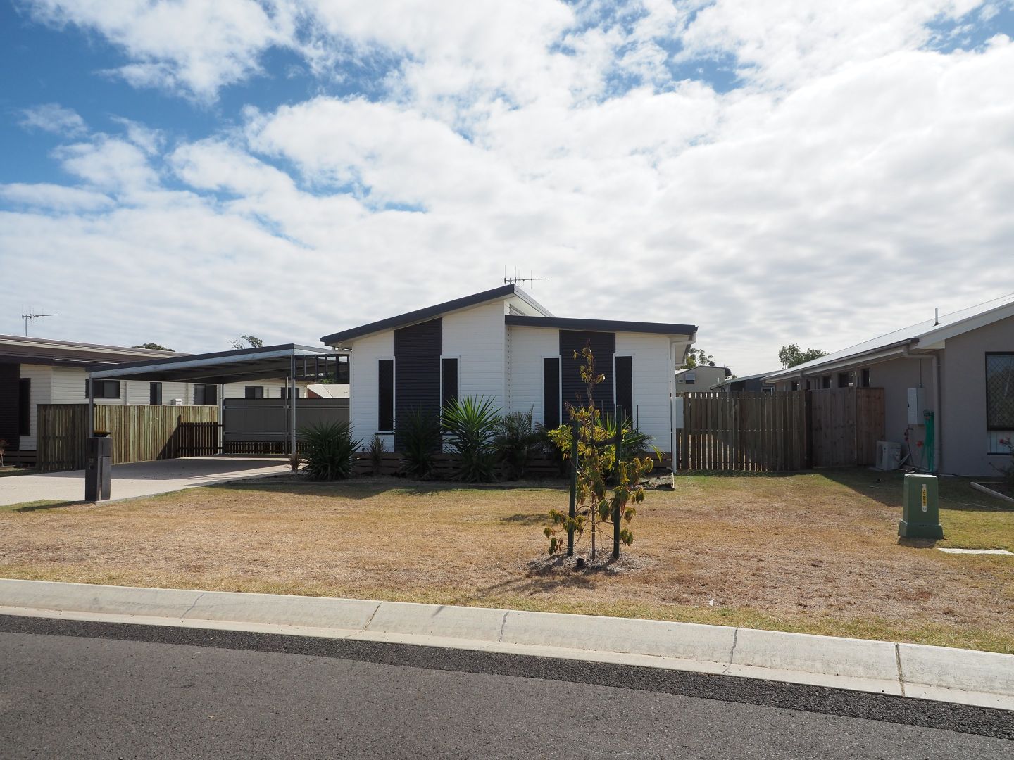 13 Penrose Circuit, Blackwater Property History & Address Research