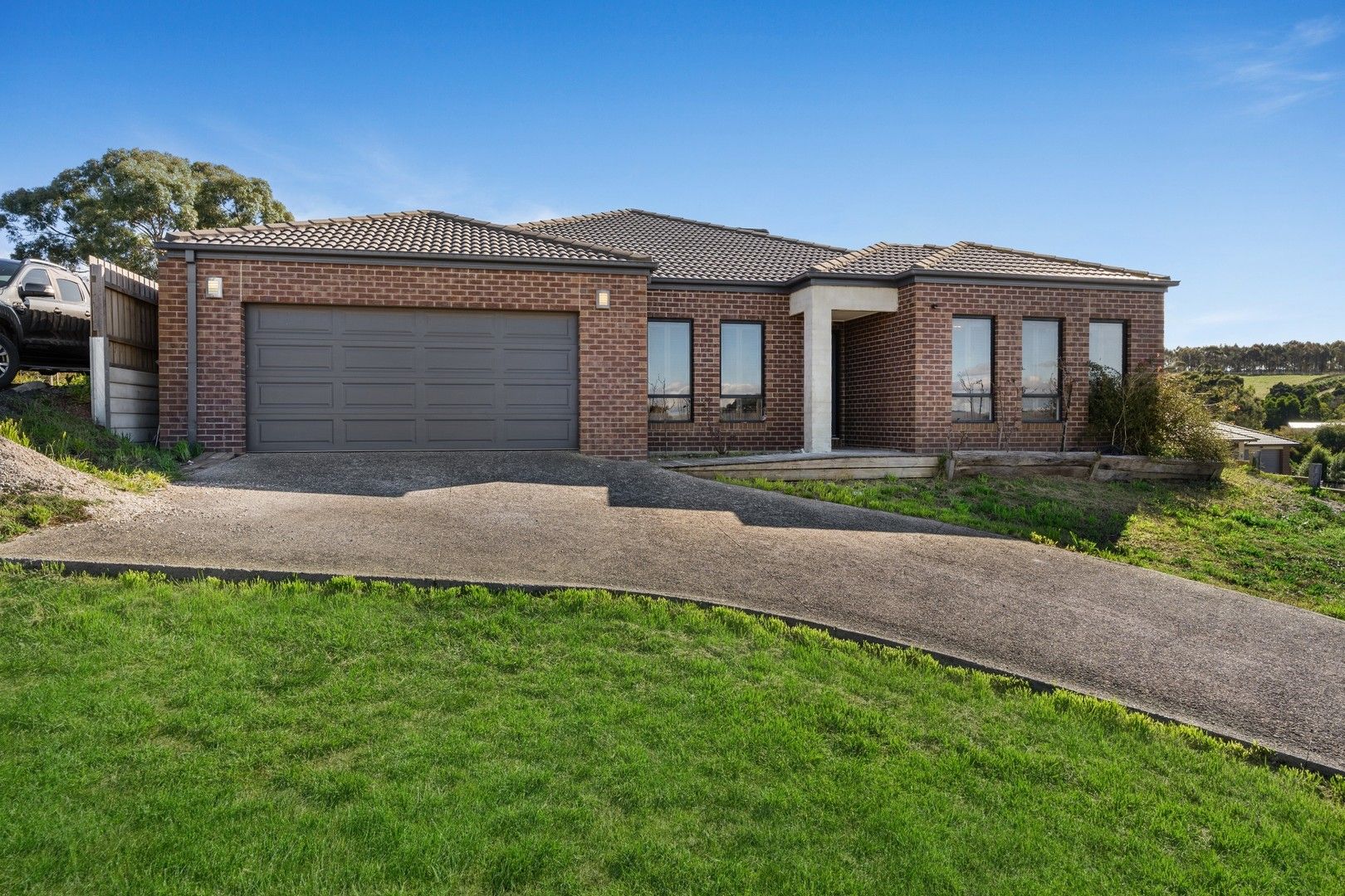 7 Muir Court, Romsey VIC 3434 Domain