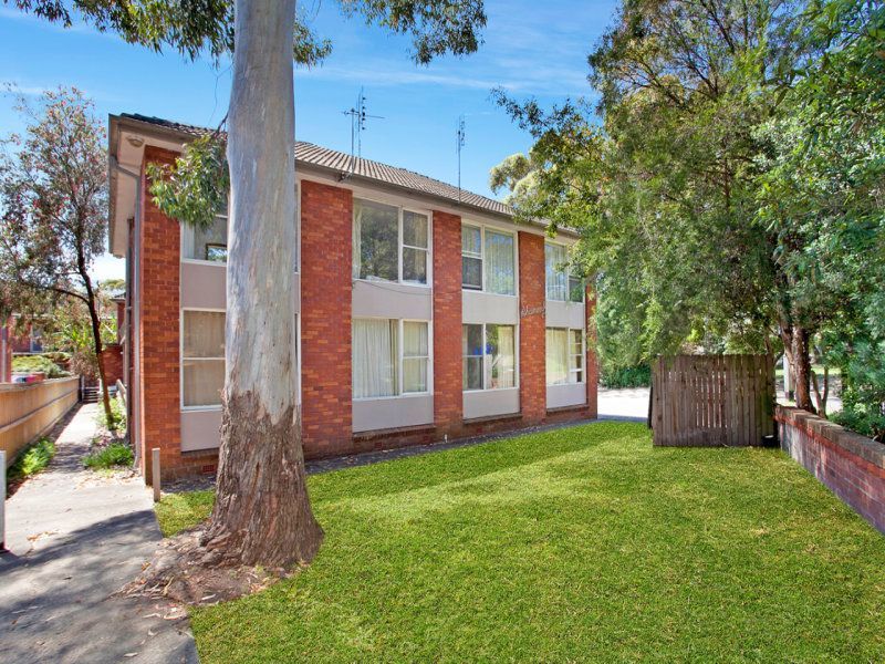 2 bedrooms Apartment / Unit / Flat in 4/3 Cross Street BALGOWLAH NSW, 2093
