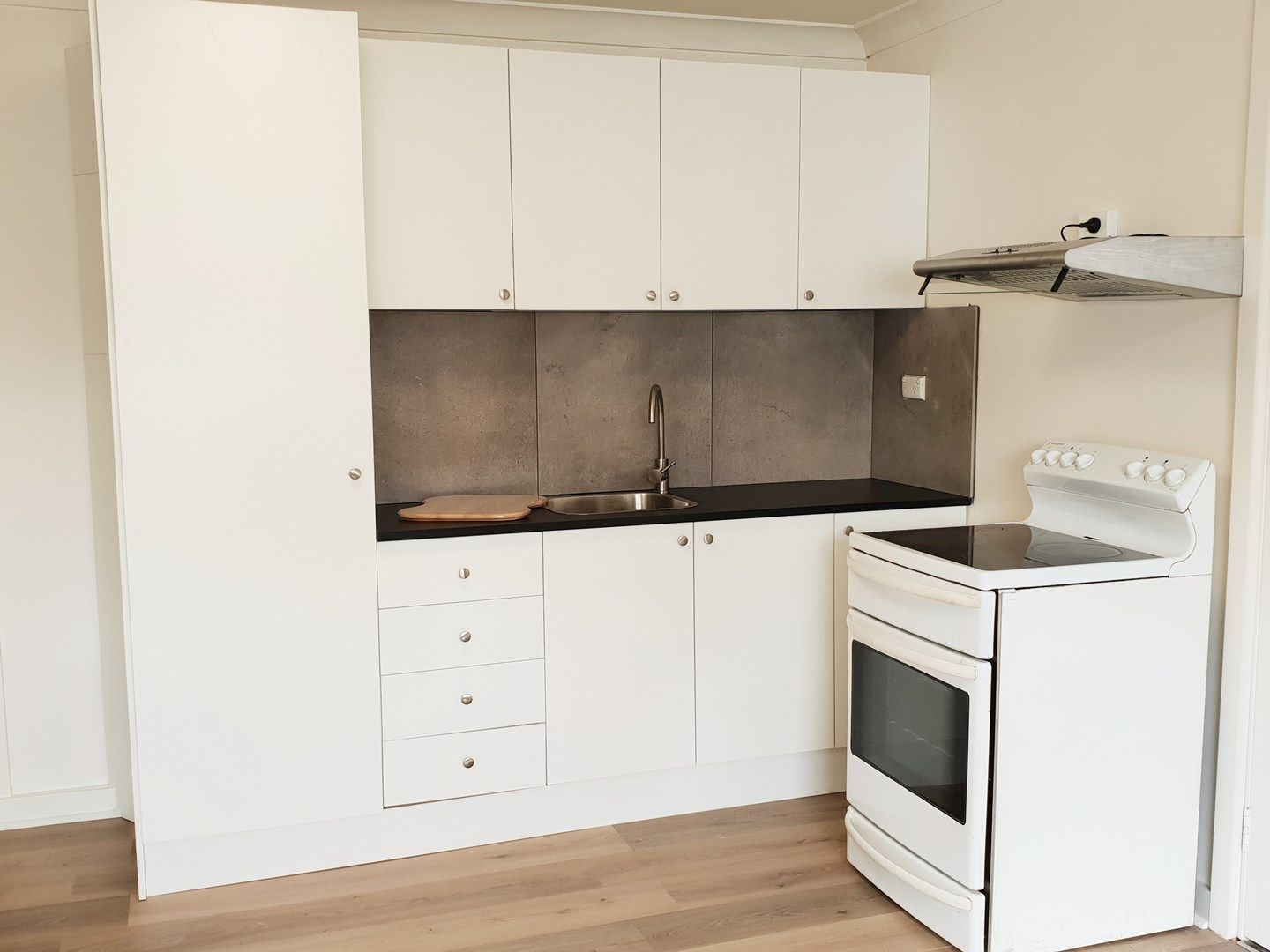 3 bedrooms Apartment / Unit / Flat in 39 Croydon Road HURSTVILLE NSW, 2220