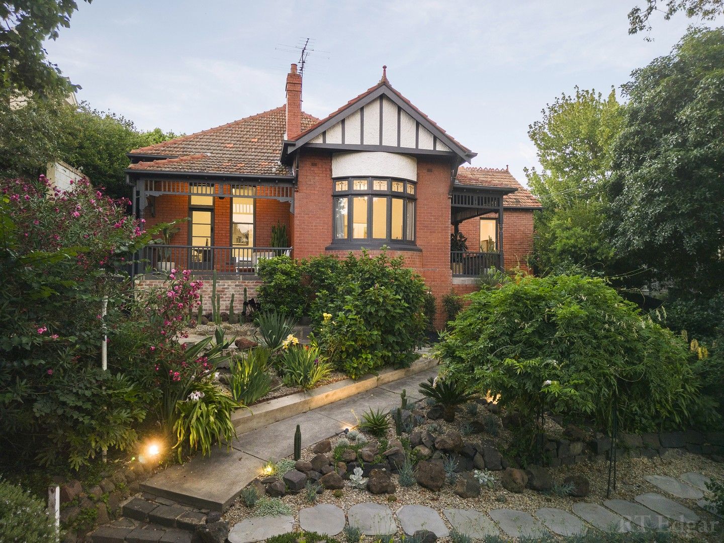 327 Walsh Street, South Yarra VIC 3141, Image 1