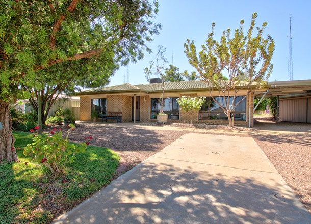 21 West Road, Waikerie SA 5330