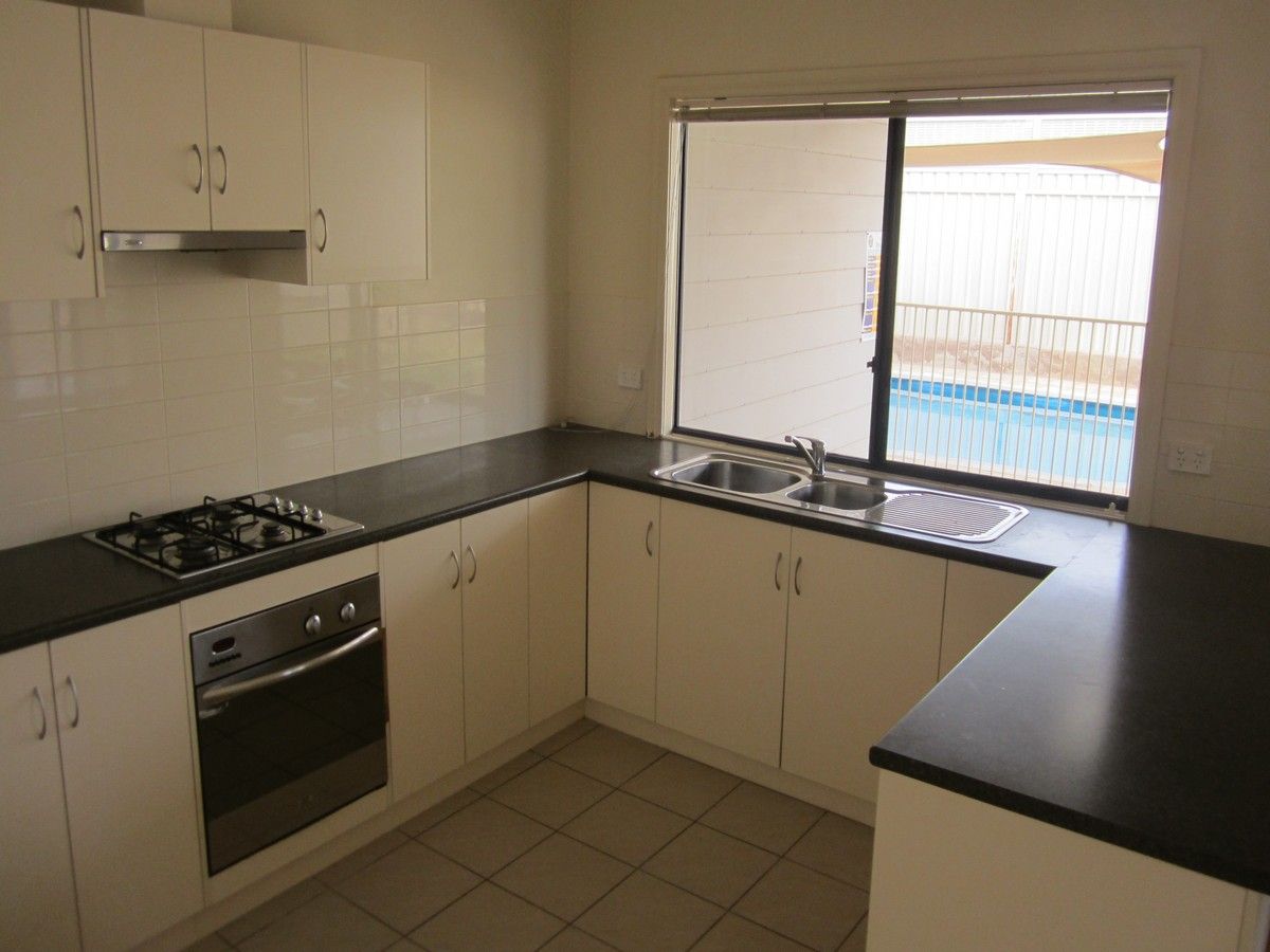 96 Tiliqua Crescent, Roxby Downs SA 5725, Image 1