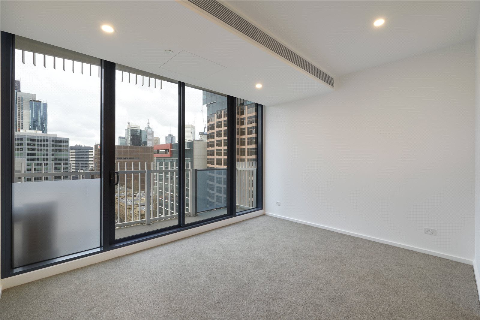 1m2 560 Lonsdale Street Melbourne Vic 3000 Apartment For Rent 375 00 Domain