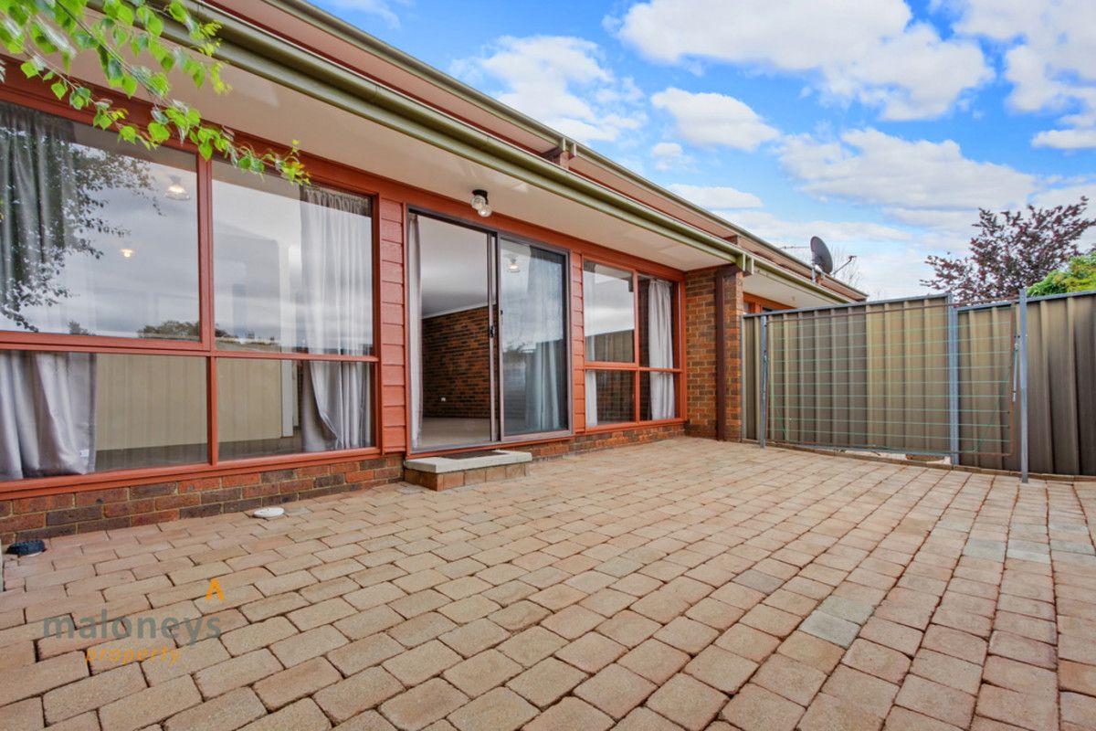 39 Rowe Place, Phillip ACT 2606, Image 1