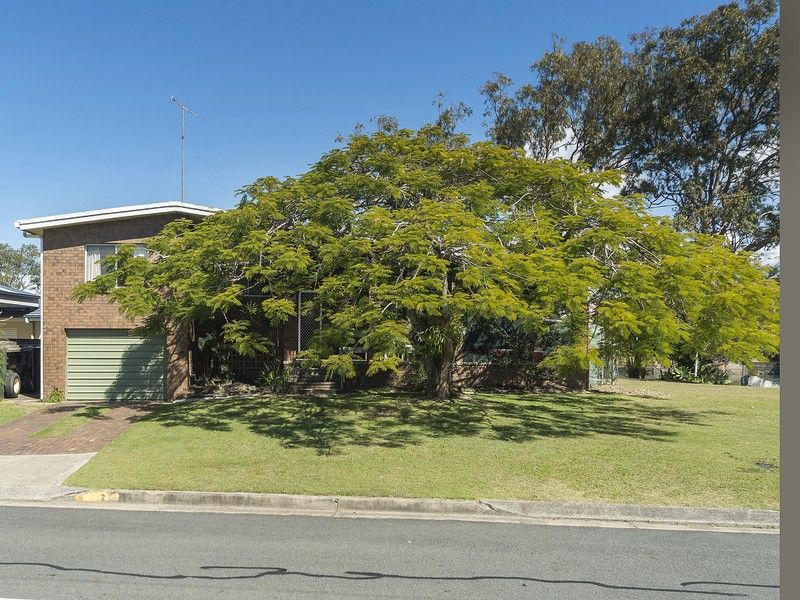 2 Vaggelas Crescent, Biggera Waters QLD 4216, Image 2