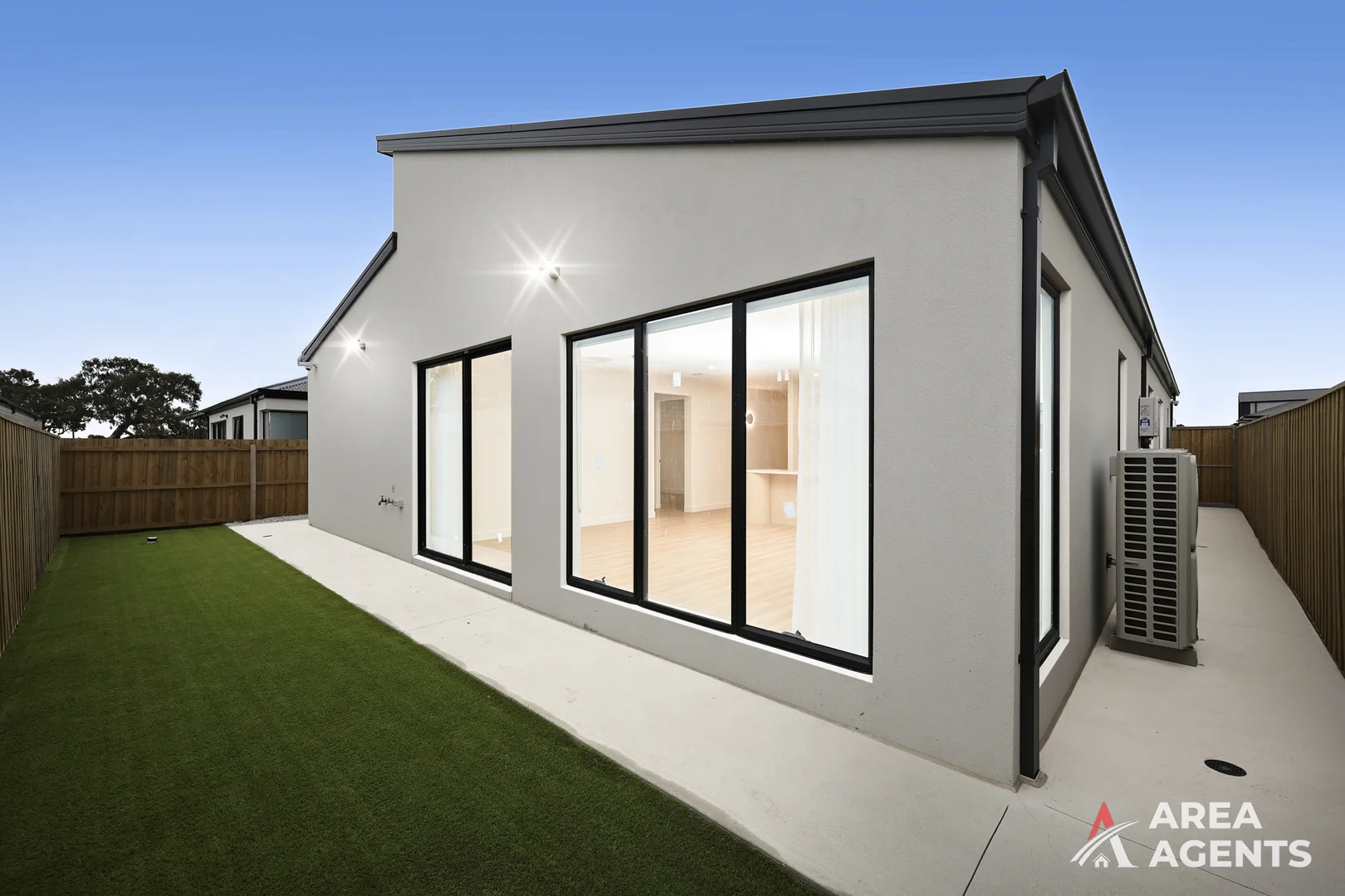 Additional image 15 of 17 Fairywren Road, Mickleham VIC 3064