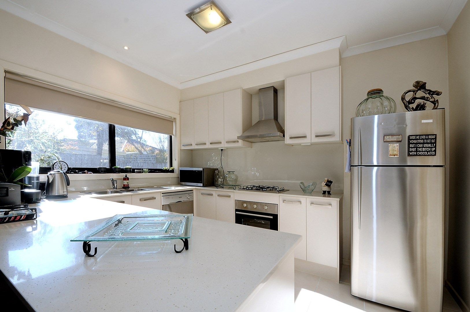 3 bedrooms Apartment / Unit / Flat in 2/5 Cardiff Court GLEN WAVERLEY VIC, 3150