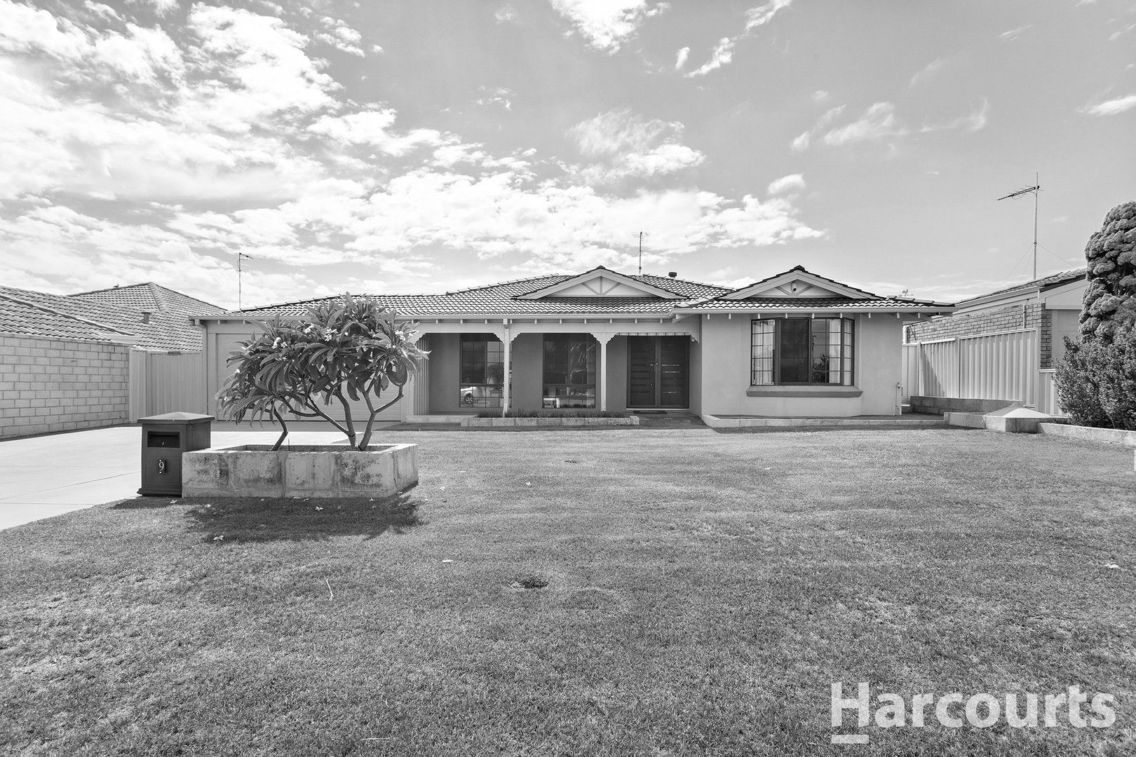 9 Watersun Drive, Silver Sands WA 6210, Image 0