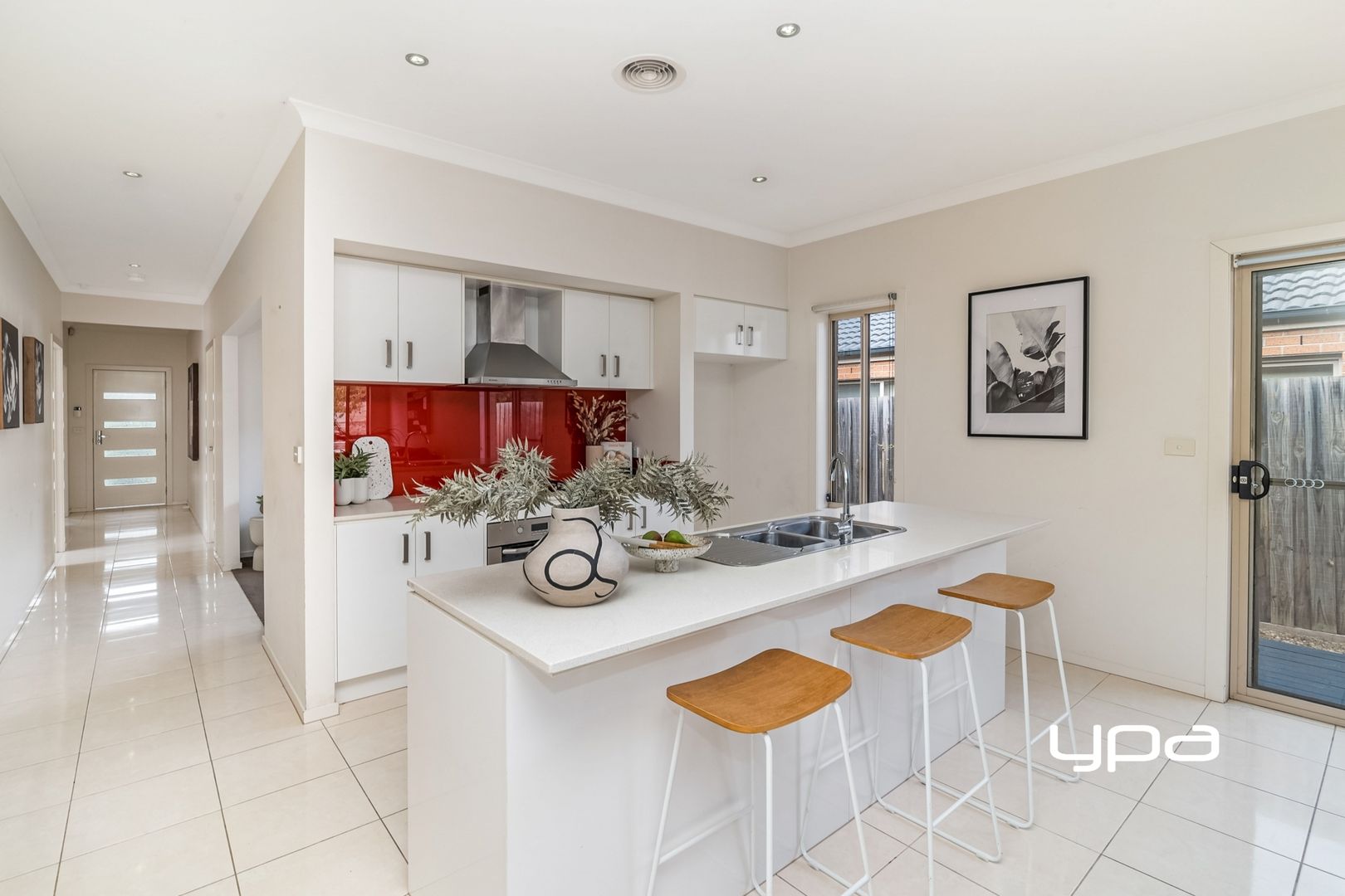 27 Courtney Drive, Sunbury VIC 3429, Image 1