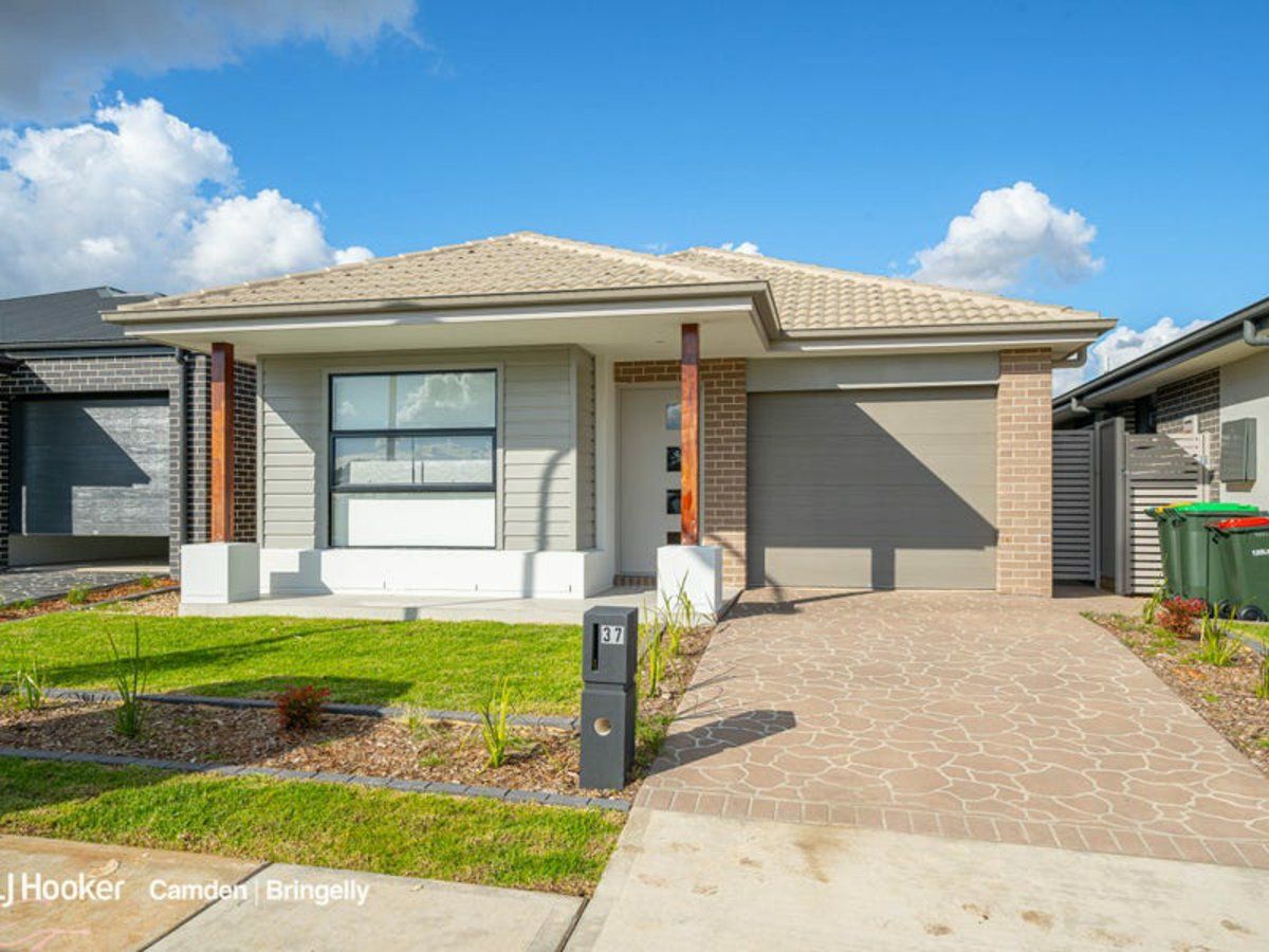 37 Cain Avenue, Gregory Hills NSW 2557, Image 0