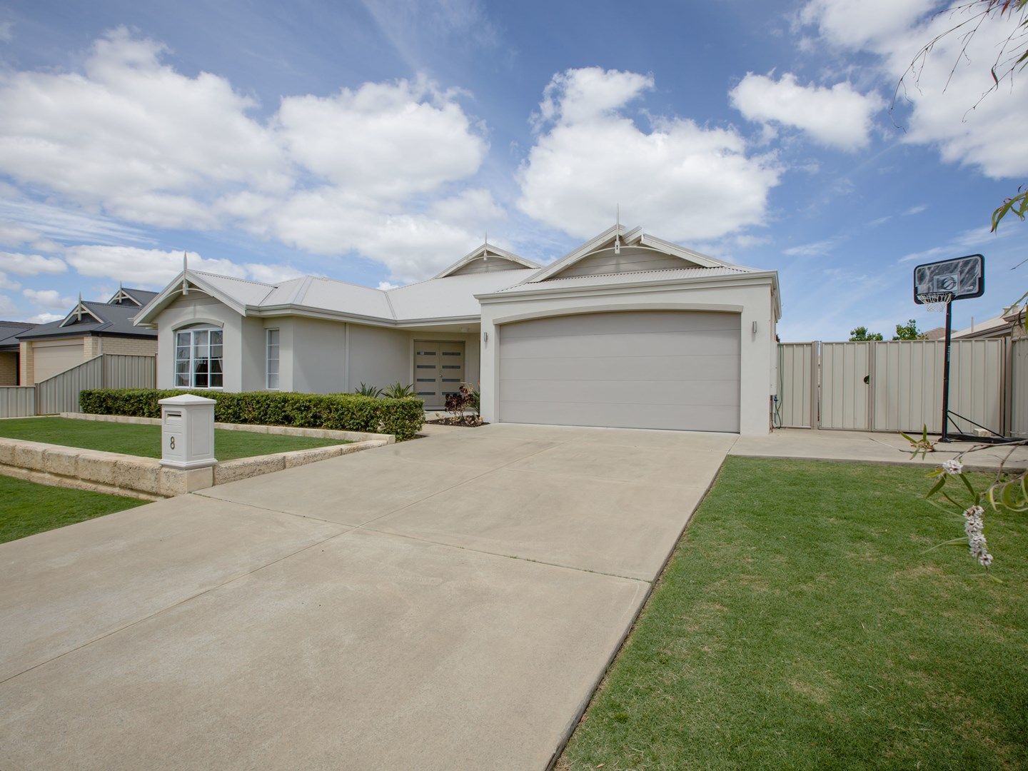 8 Supanova Lane, Australind WA 6233, Image 0