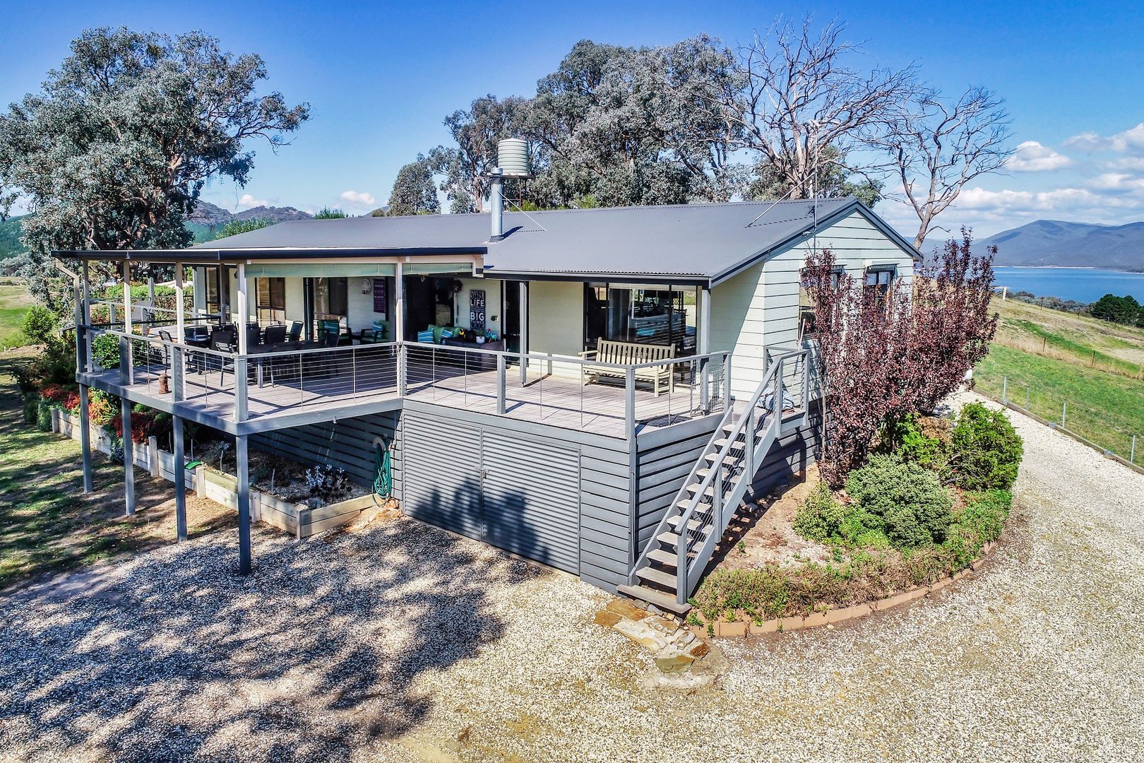 655 Piries Goughs Bay Road, Goughs Bay VIC 3723, Image 2