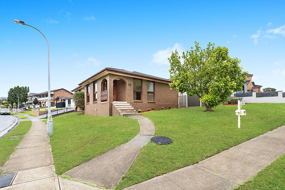 1 Cootha Close, Bossley Park NSW 2176, Image 1