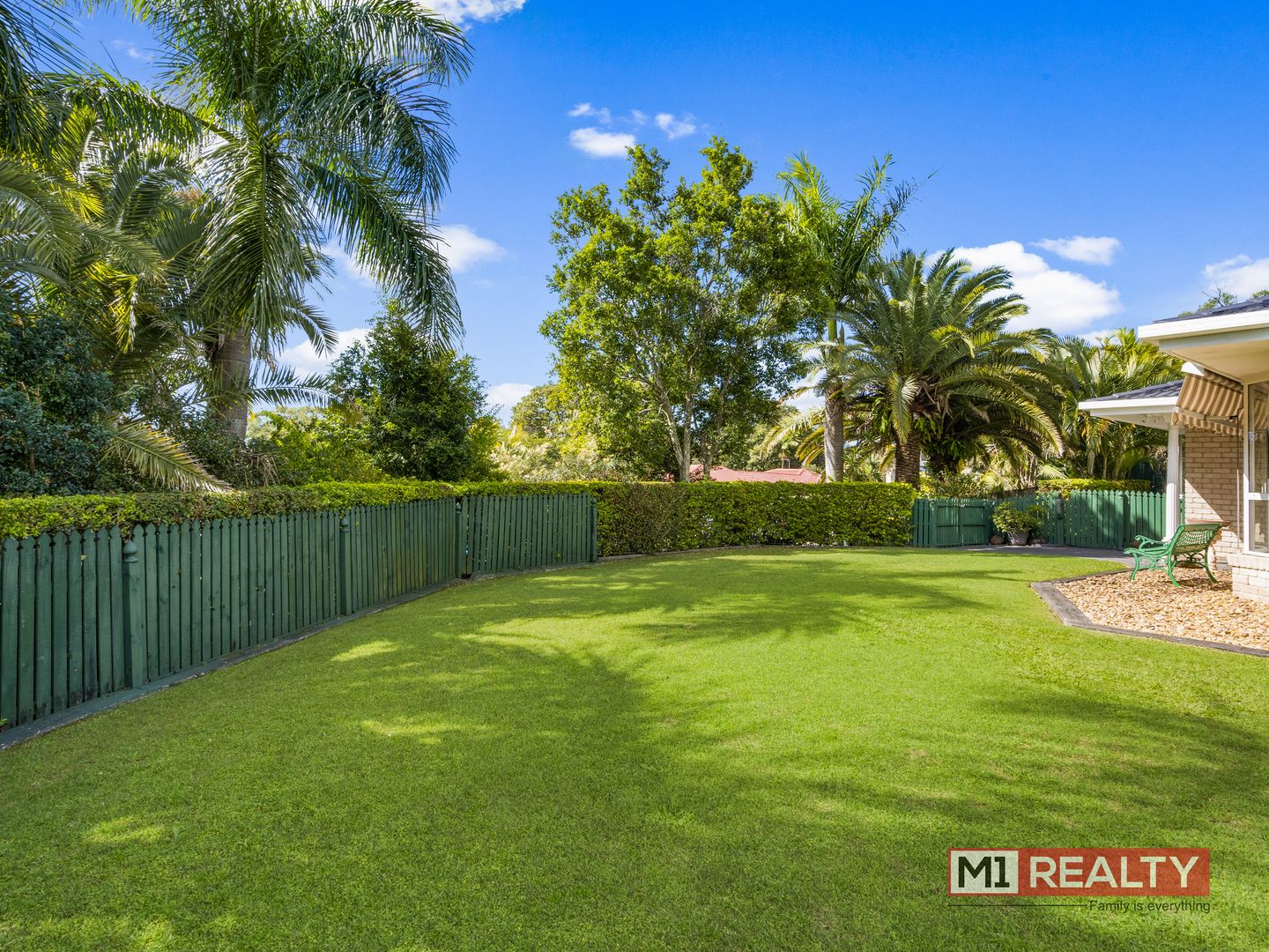 1 Alzino Place, Carrara QLD 4211, Image 1