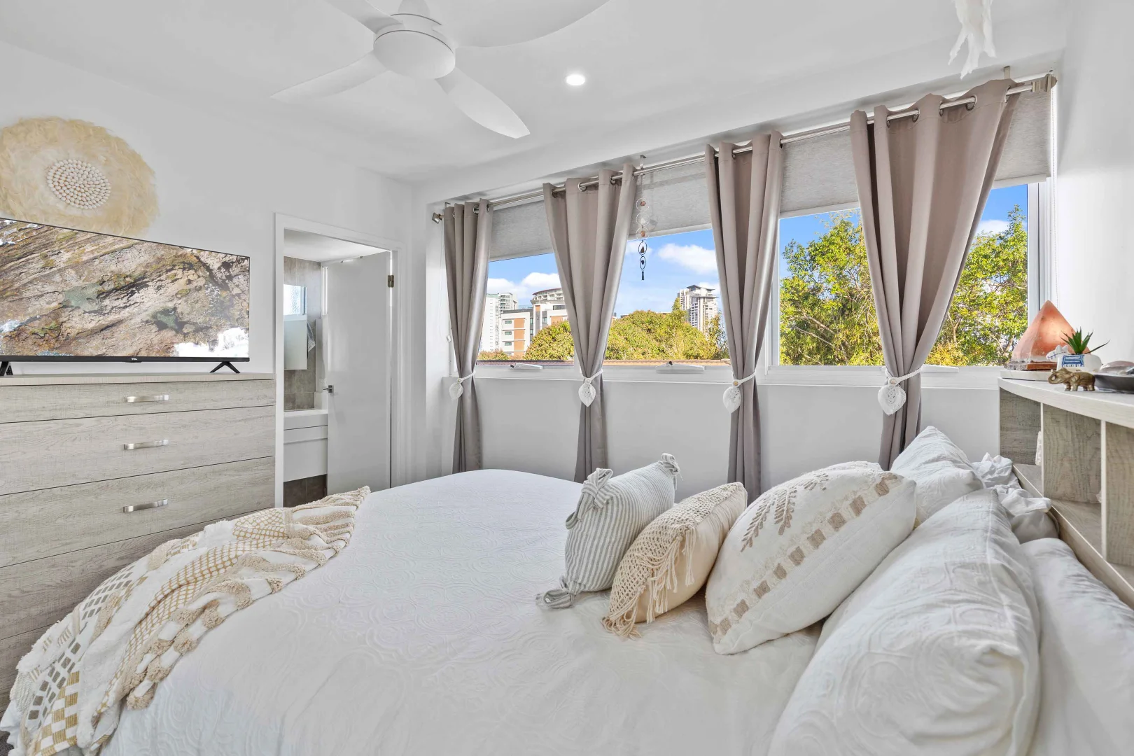 Additional image 11 of 405/26 Gray Street, Southport QLD 4215