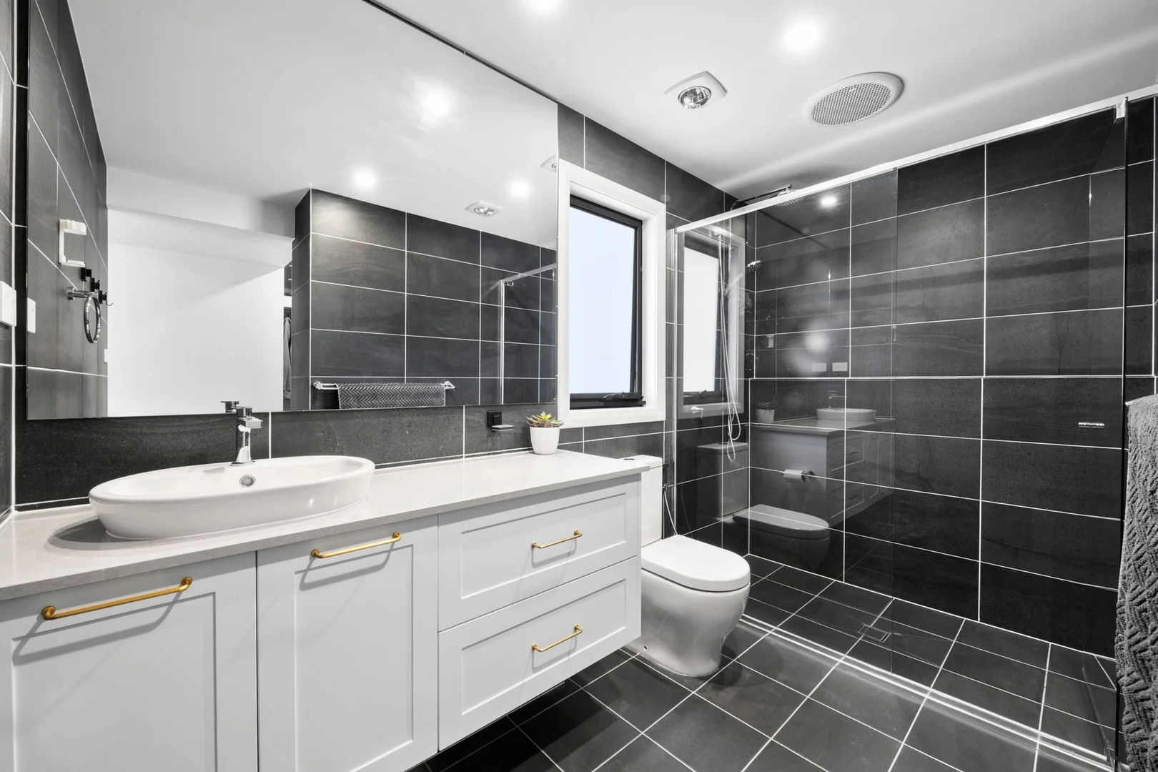 Additional image 11 of 14 Campbell Avenue, The Entrance NSW 2261