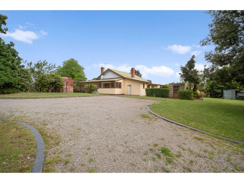 222 Warrandyte Road, Langwarrin VIC 3910 House For Rent Domain