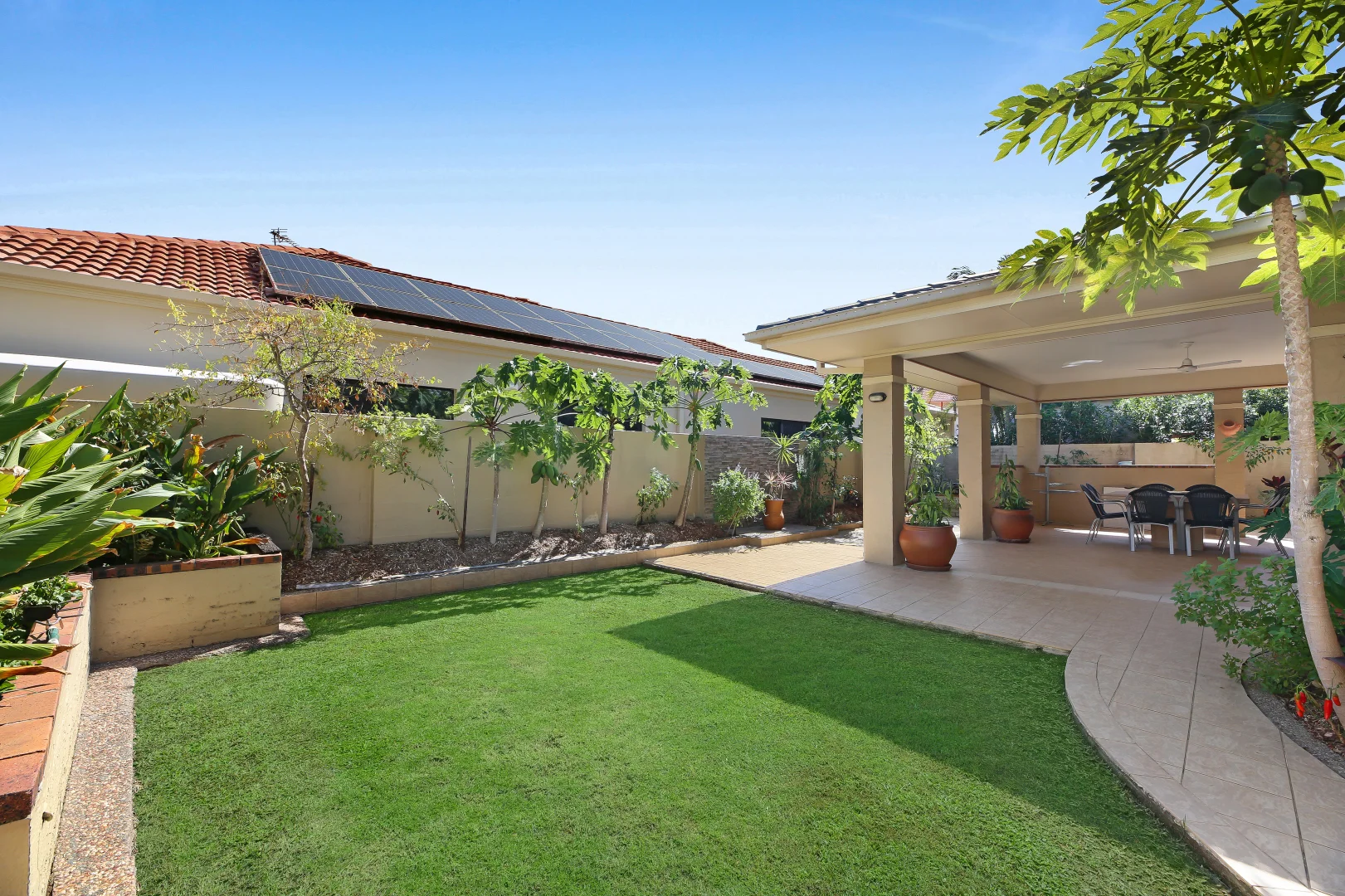 Additional image 19 of 7 Arbuthnot Parade, Benowa Waters QLD 4217