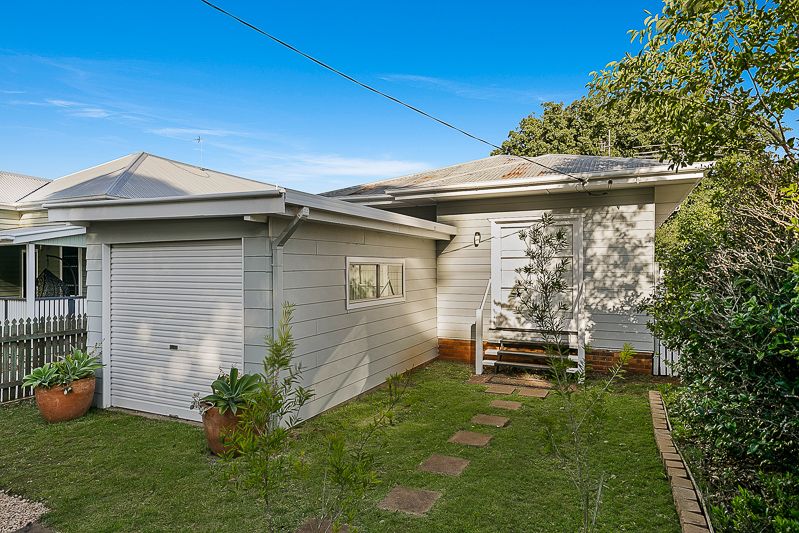 3 bedrooms House in 202 Geddes Street SOUTH TOOWOOMBA QLD, 4350