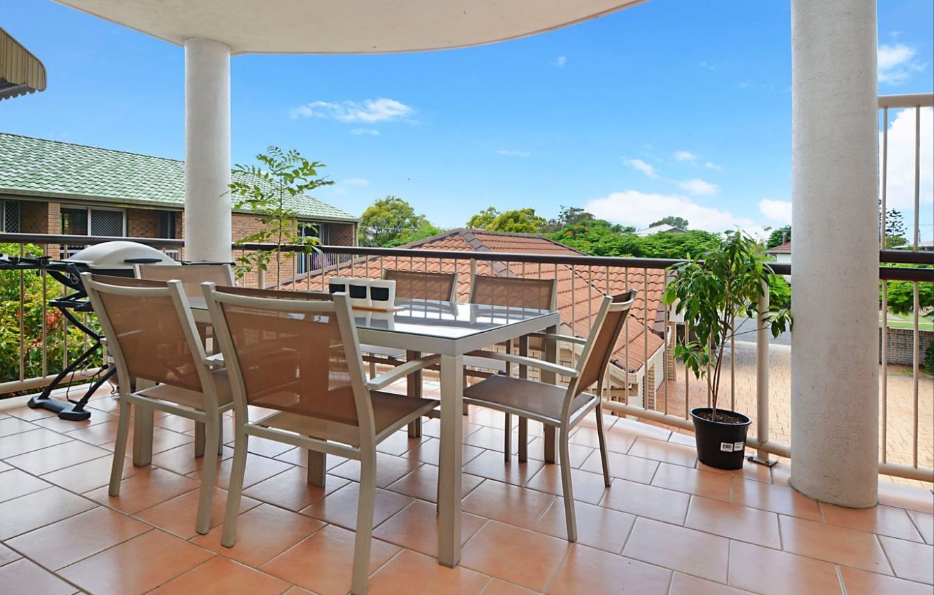 2 bedrooms Apartment / Unit / Flat in 4/20 Buxton Street ASCOT QLD, 4007