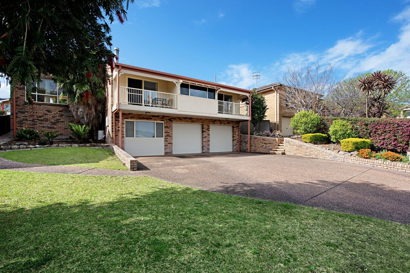 6 Dulungra Avenue, Belmont North NSW 2280, Image 0