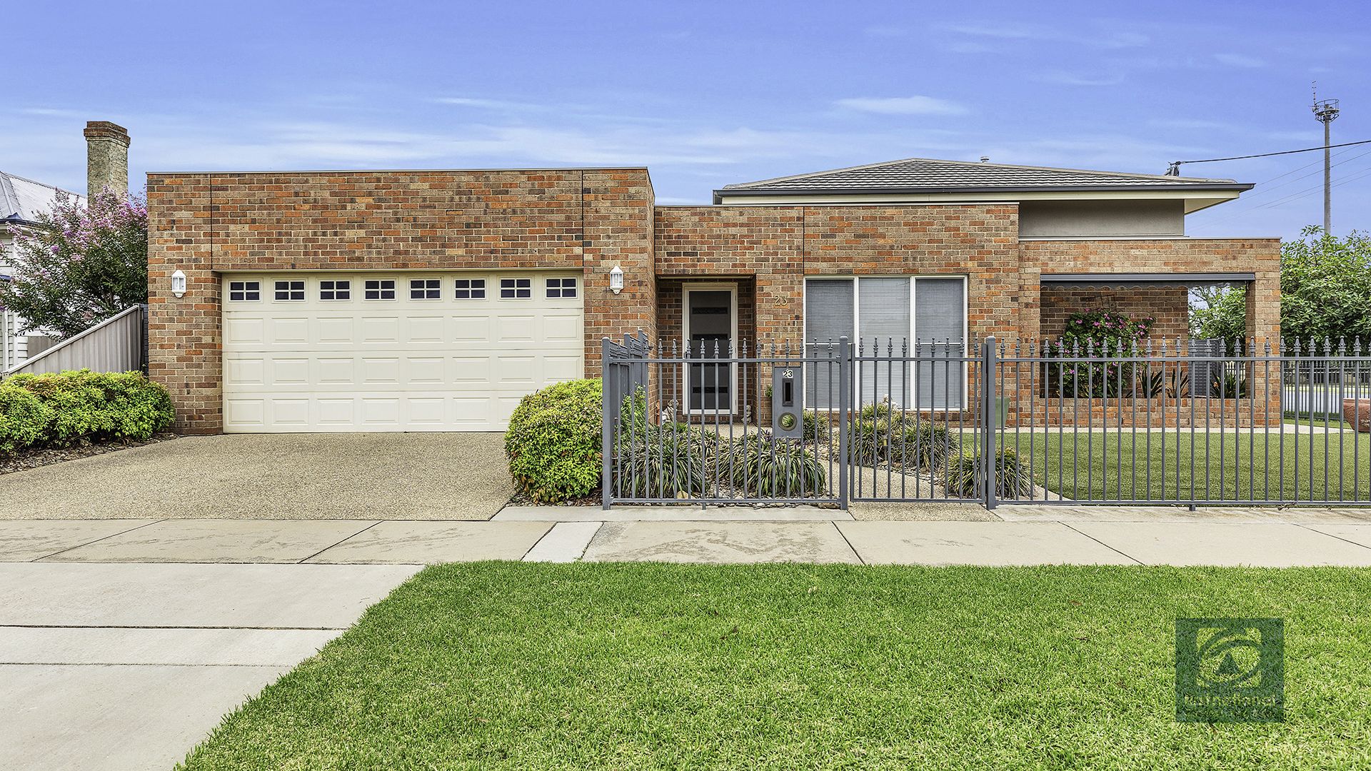 23 Francis Street, Moama NSW 2731 Domain