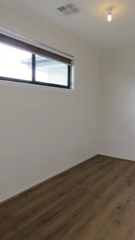 Additional image 13 of 15 Stonemason Road, Clyde North VIC 3978