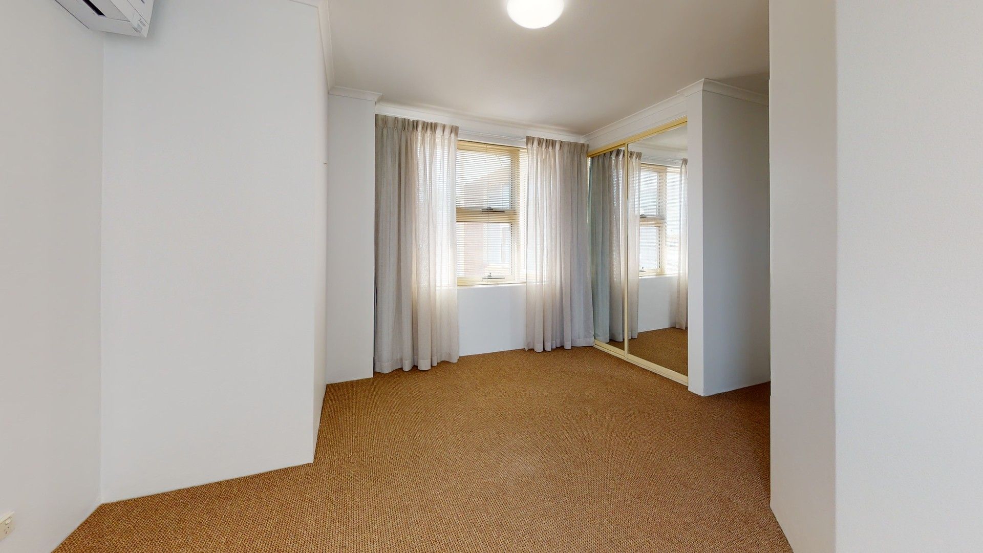 1 bedrooms Apartment / Unit / Flat in 2a/70 Beaumont Street HAMILTON NSW, 2303