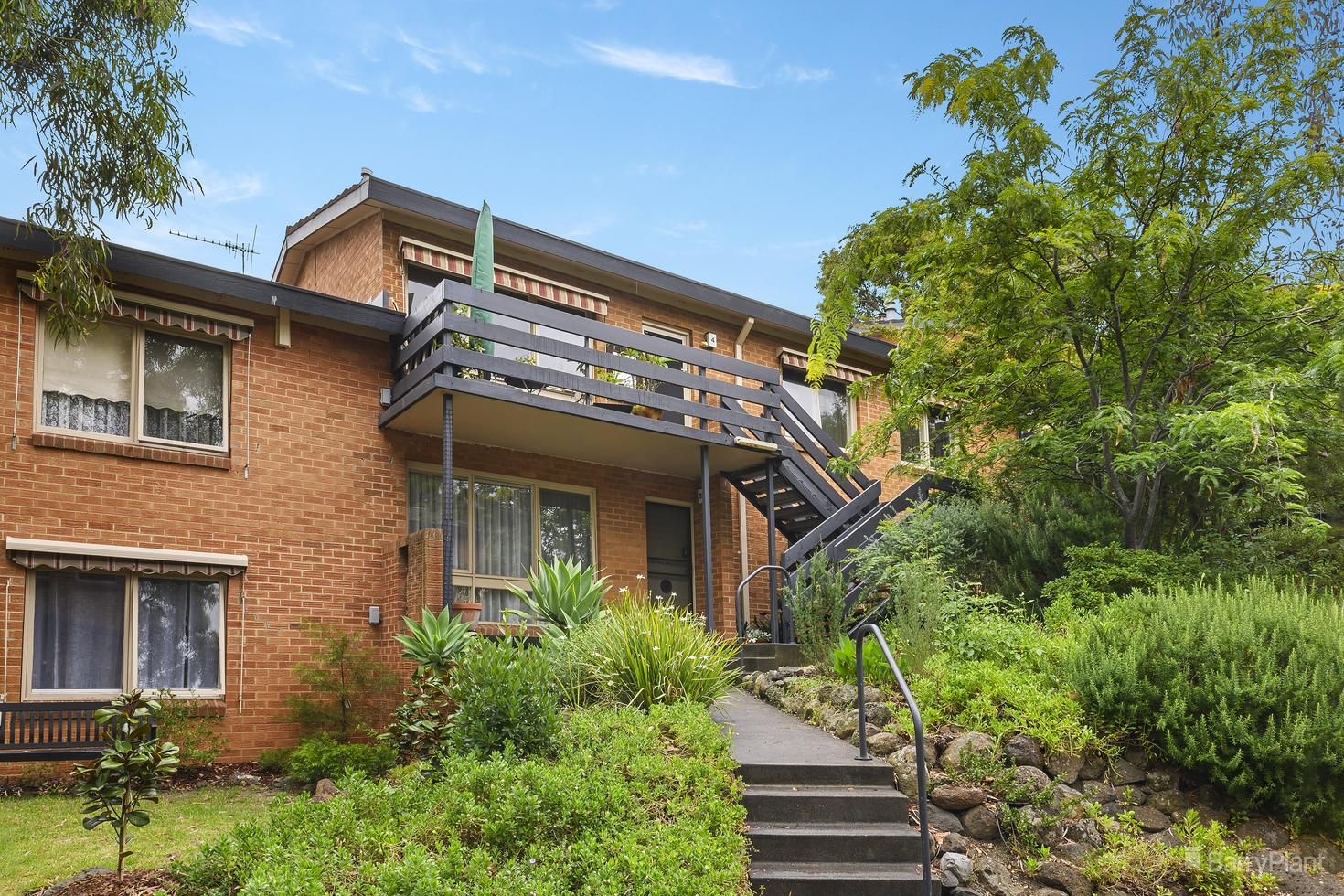 2 bedrooms Apartment / Unit / Flat in 4/127 Hawdon Street HEIDELBERG VIC, 3084