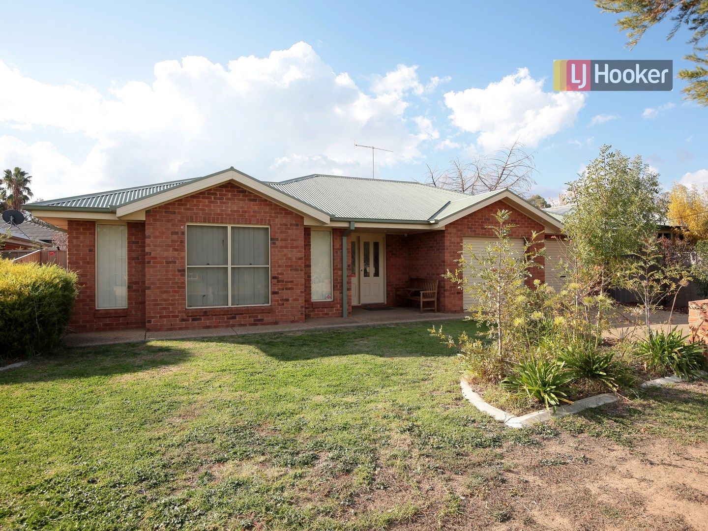 2/45 Jack Avenue, Mount Austin NSW 2650, Image 0