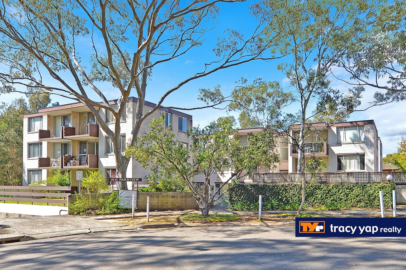 3 bedrooms Apartment / Unit / Flat in 7/12 Lachlan Avenue MACQUARIE PARK NSW, 2113