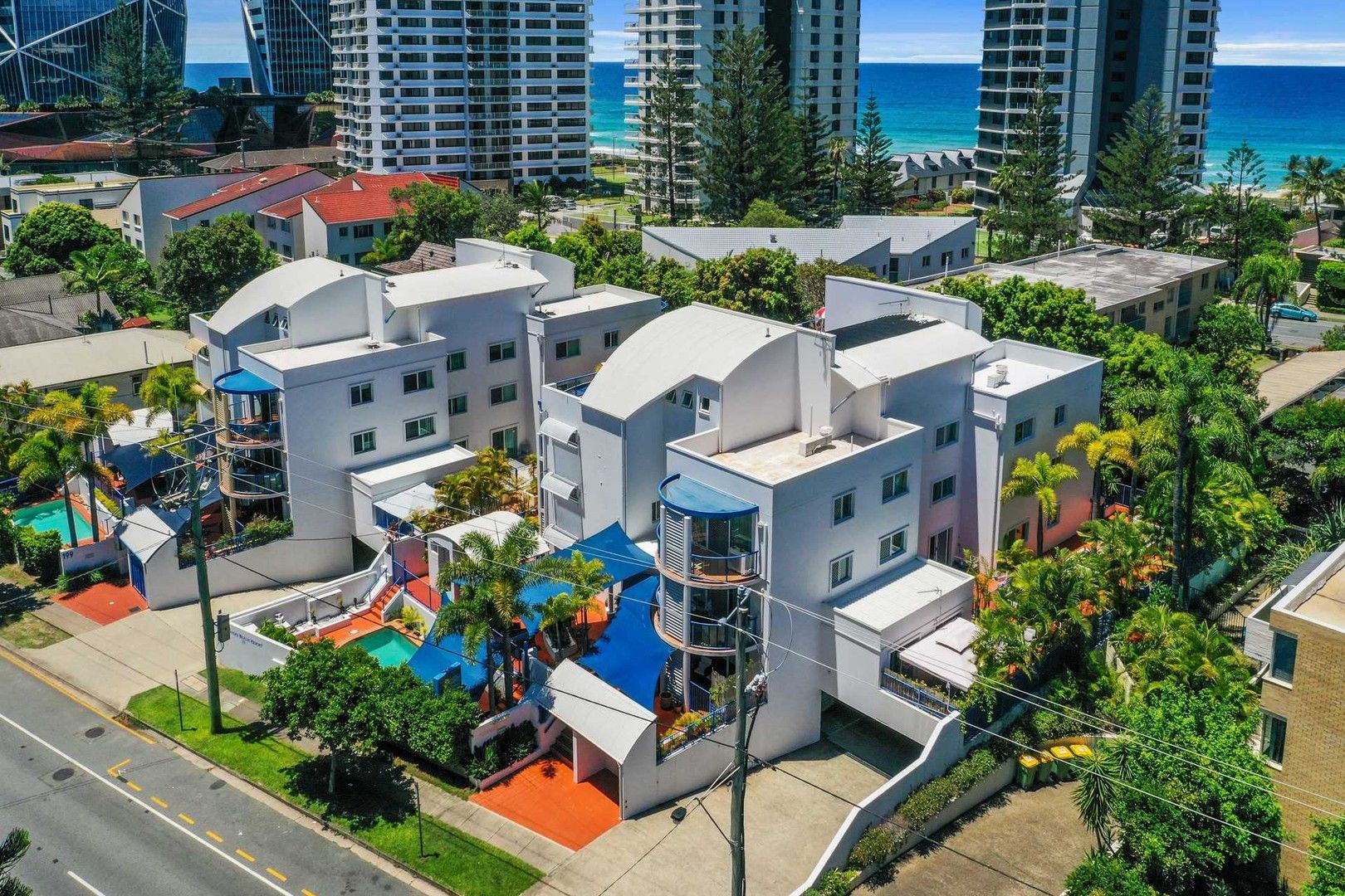 1 bedrooms Apartment / Unit / Flat in 6/193 - 197 Surf Parade SURFERS PARADISE QLD, 4217