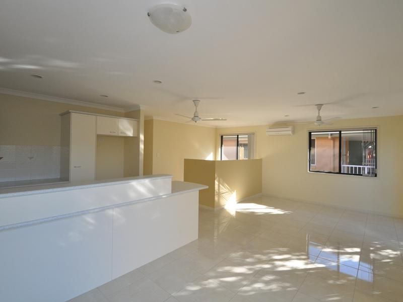 4 bedrooms Townhouse in 82 316 Long St East GRACEVILLE QLD, 4075