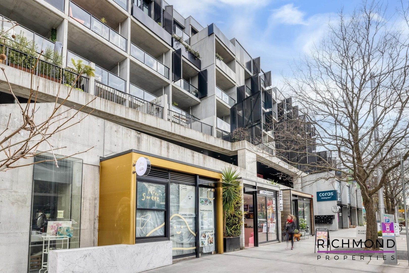 1 bedrooms Apartment / Unit / Flat in 213/27 Lonsdale Street BRADDON ACT, 2612