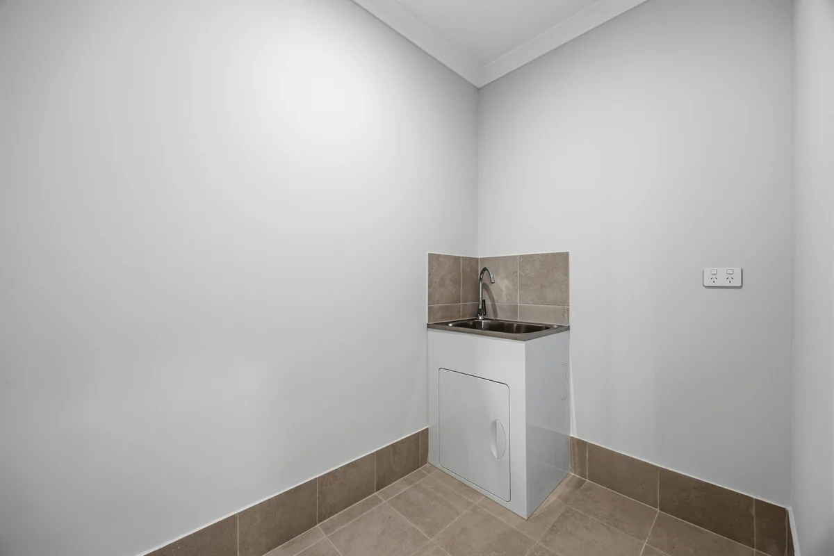 Additional image 8 of 6b Oxbow Rise, Wellard WA 6170