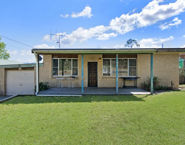 28 Henry Street, Long Flat NSW 2446